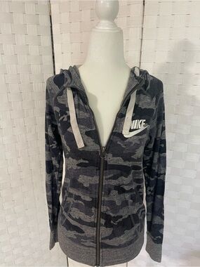 Nike Women's Black and Gray Camo Zip Hoodie